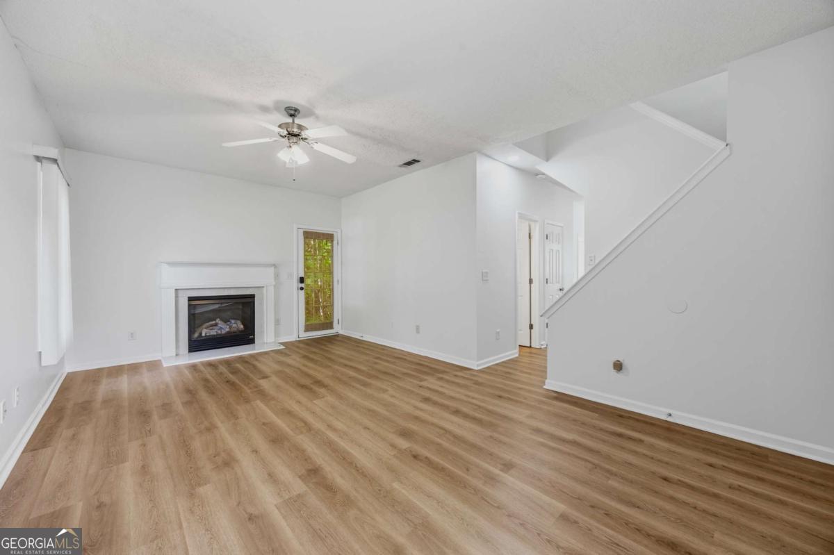 1094 Cliftwood Drive Property Photo 45