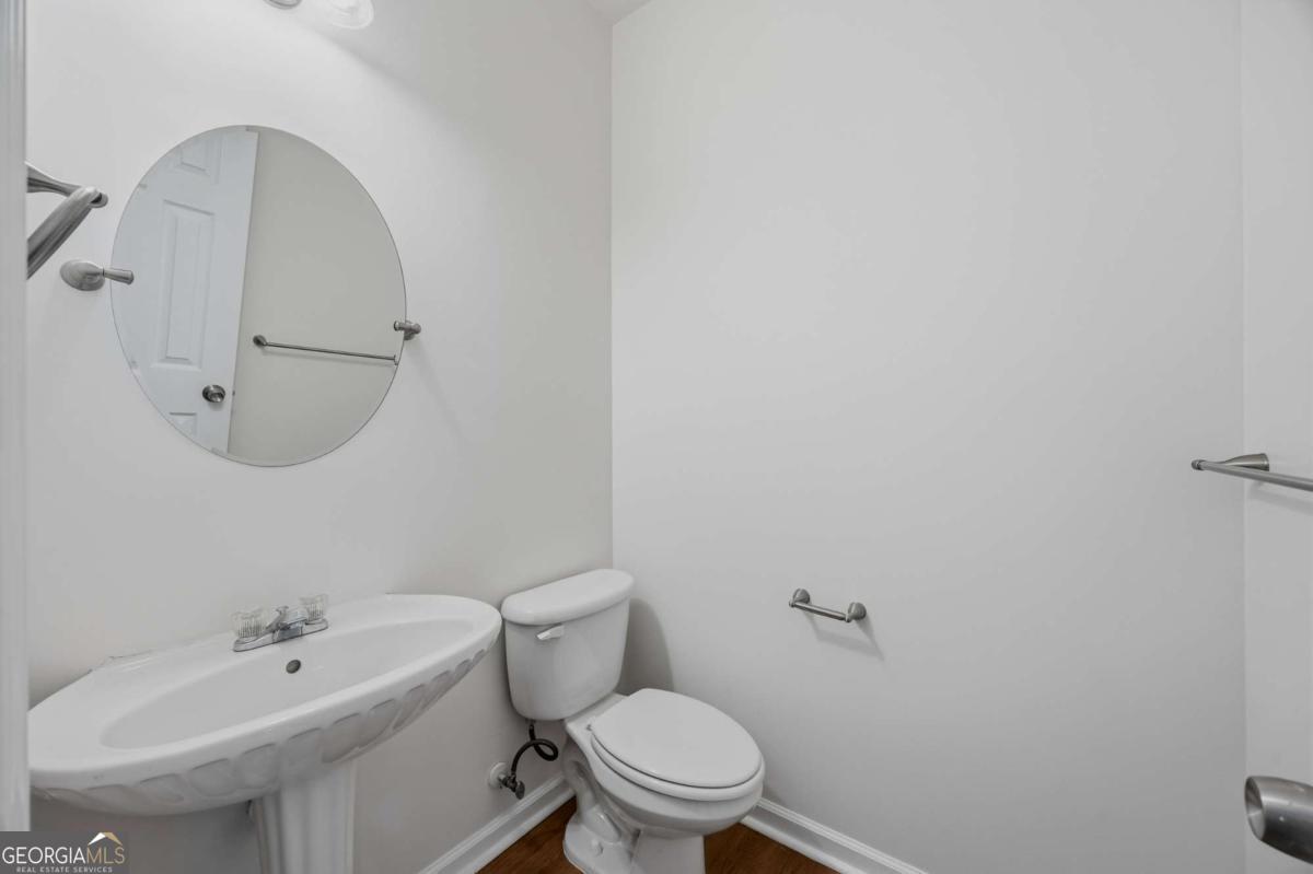 1094 Cliftwood Drive Property Photo 48