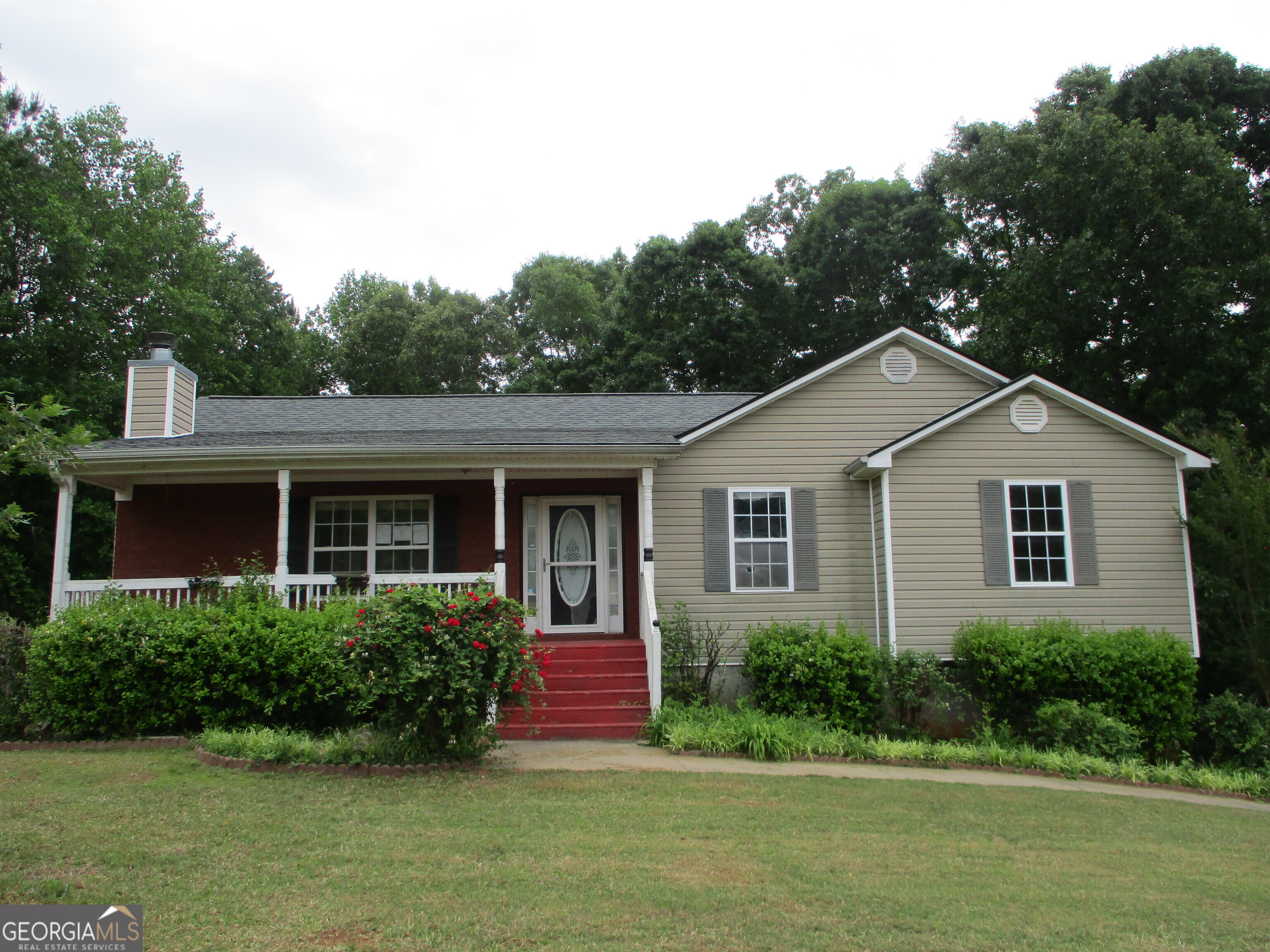 120 Aspen Forest Drive Property Photo 1