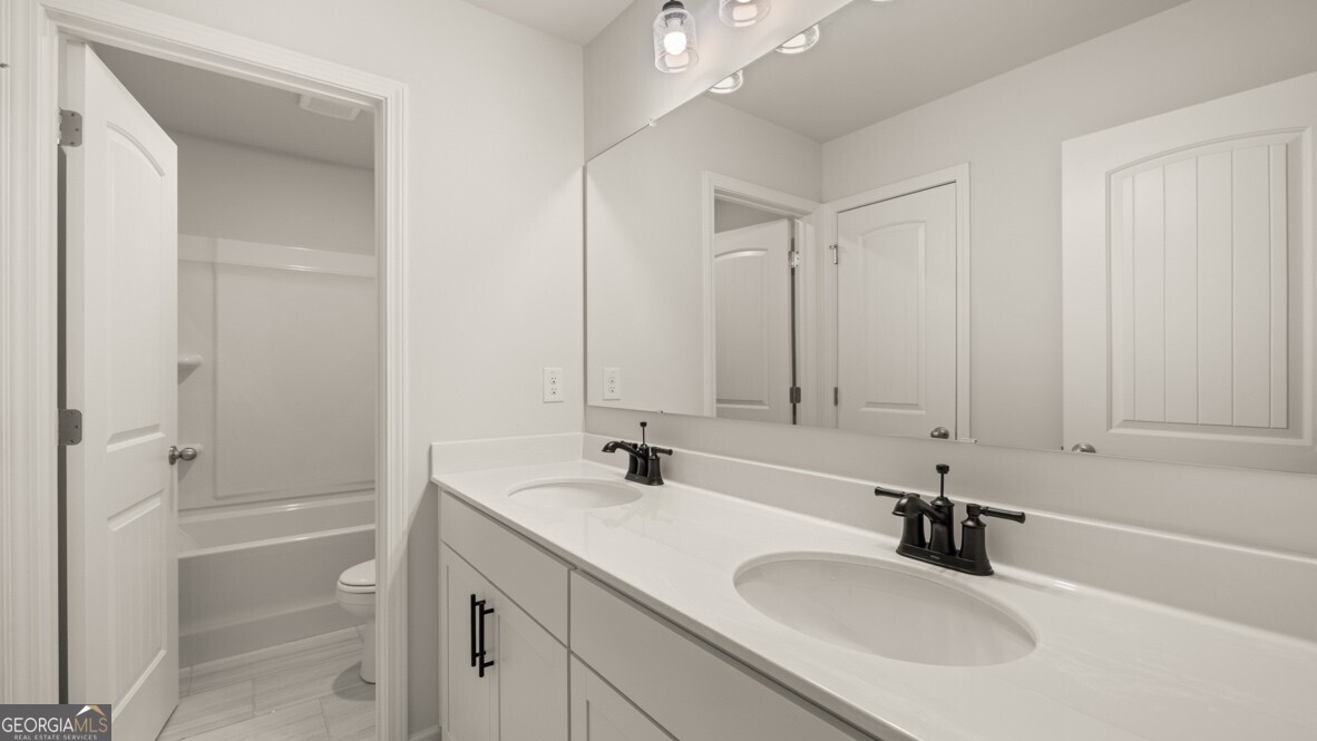 5185 Thalley Creek Drive Property Photo 32