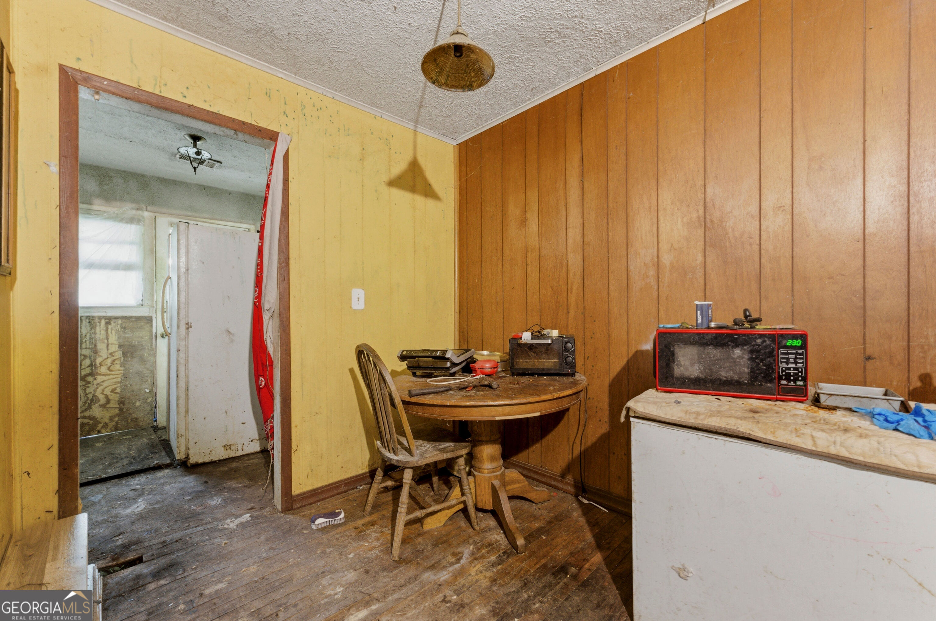 4661 Puckett Street Property Photo 5