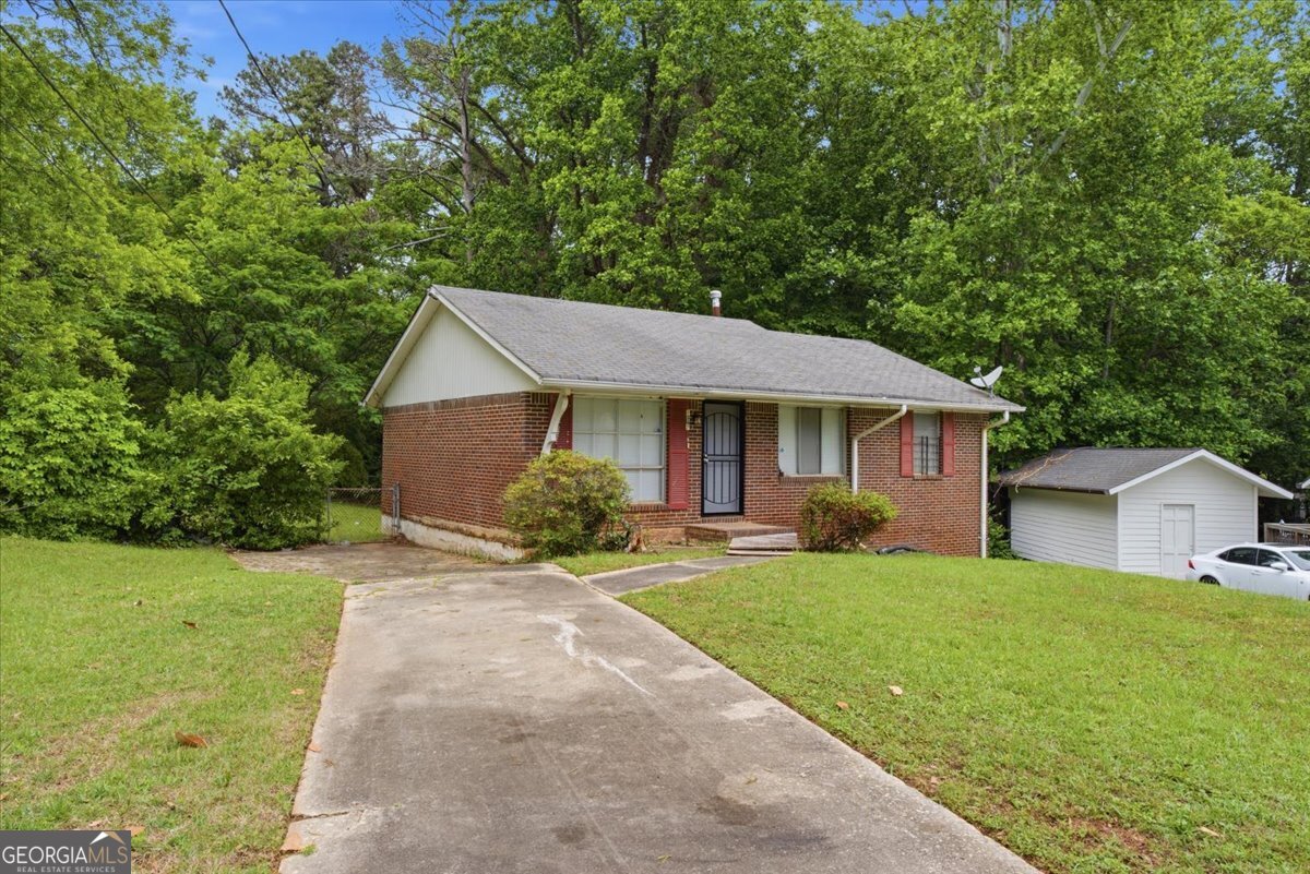 1947 Grange Drive Se Property Photo 2
