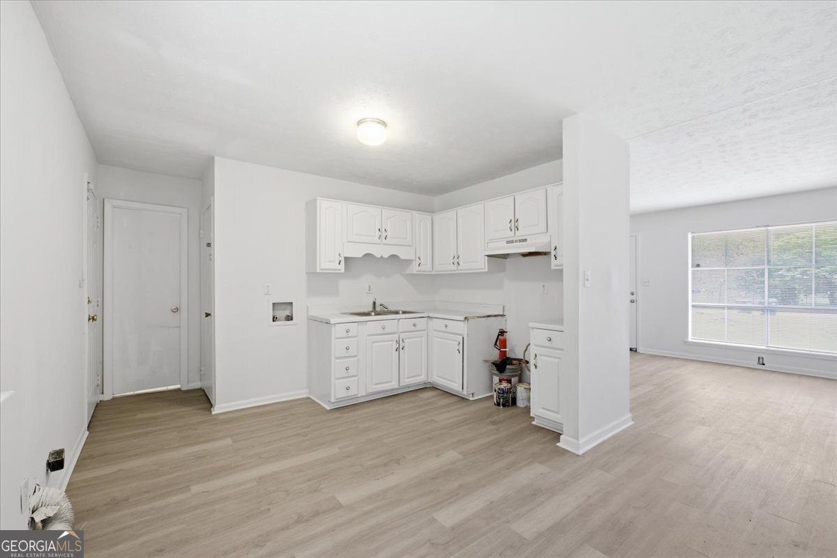1947 Grange Drive Se Property Photo 7