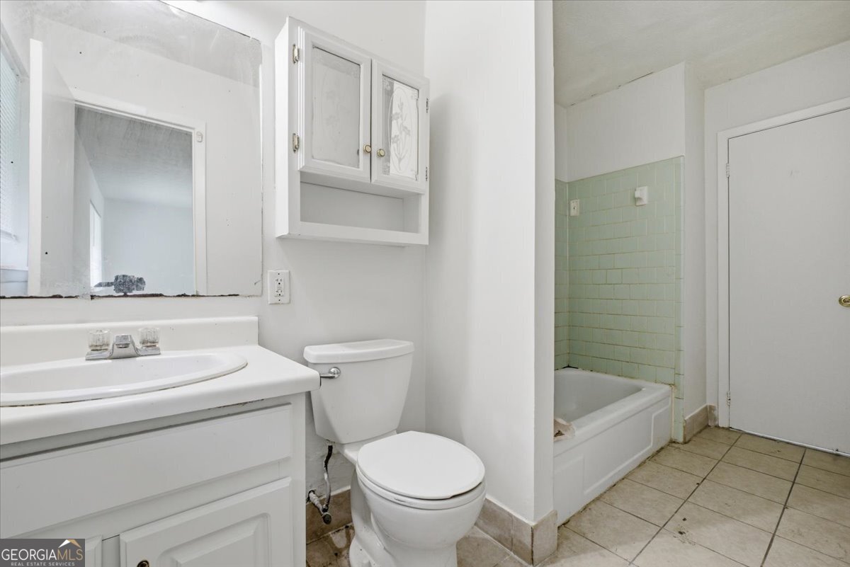 1947 Grange Drive Se Property Photo 8