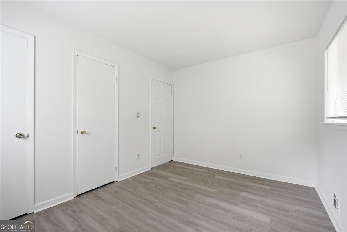 1947 Grange Drive Se Property Photo 12
