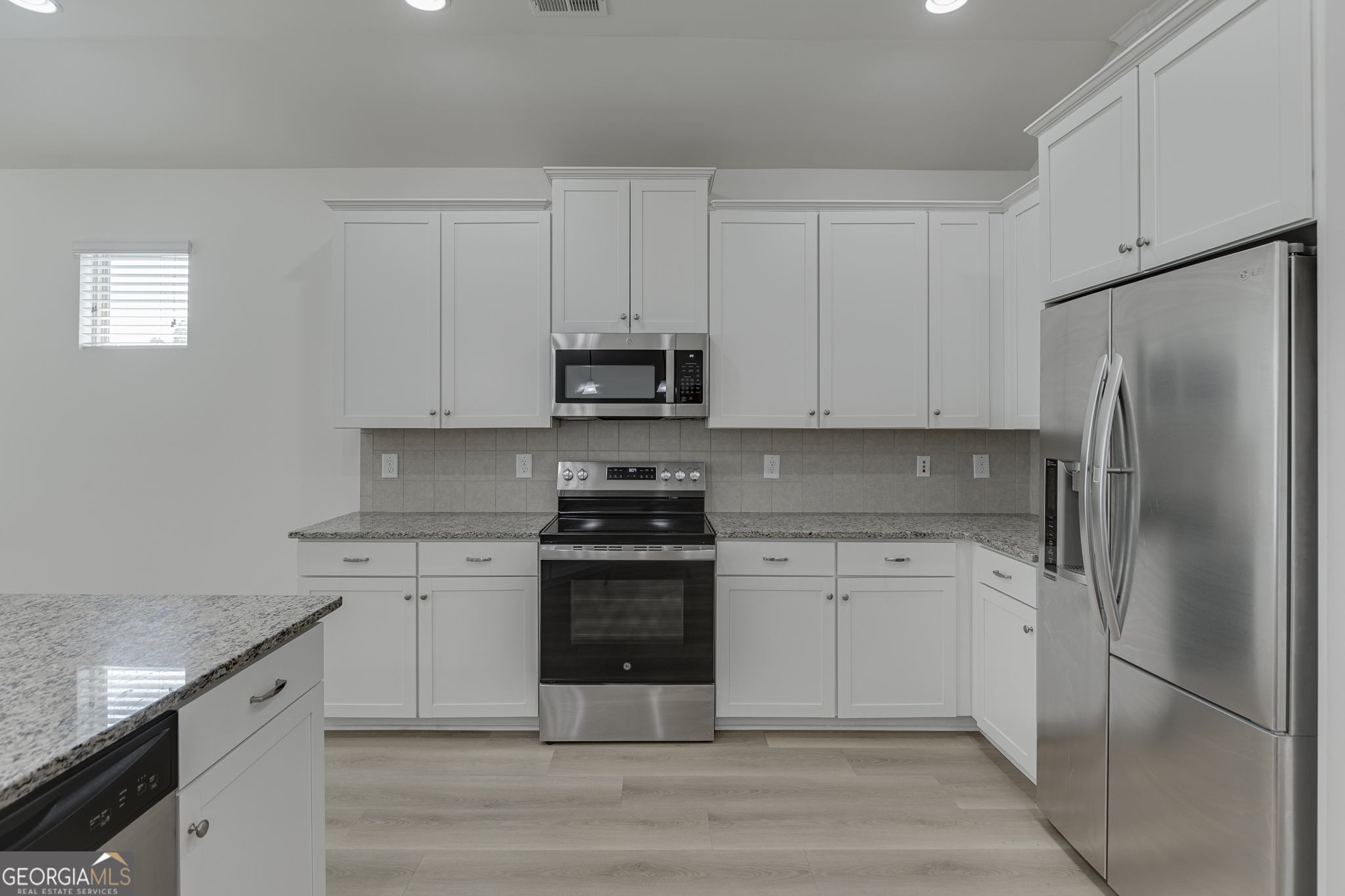 381 Eagles Bluff Way Property Photo 11