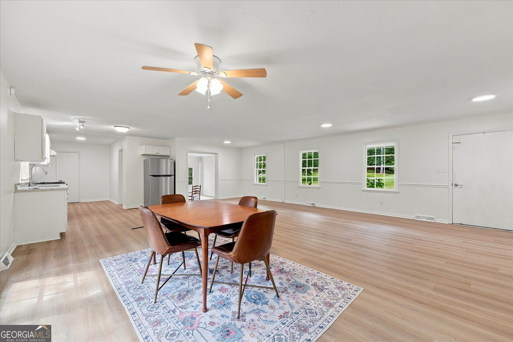 765 Glenn Carrie Road Property Photo 10