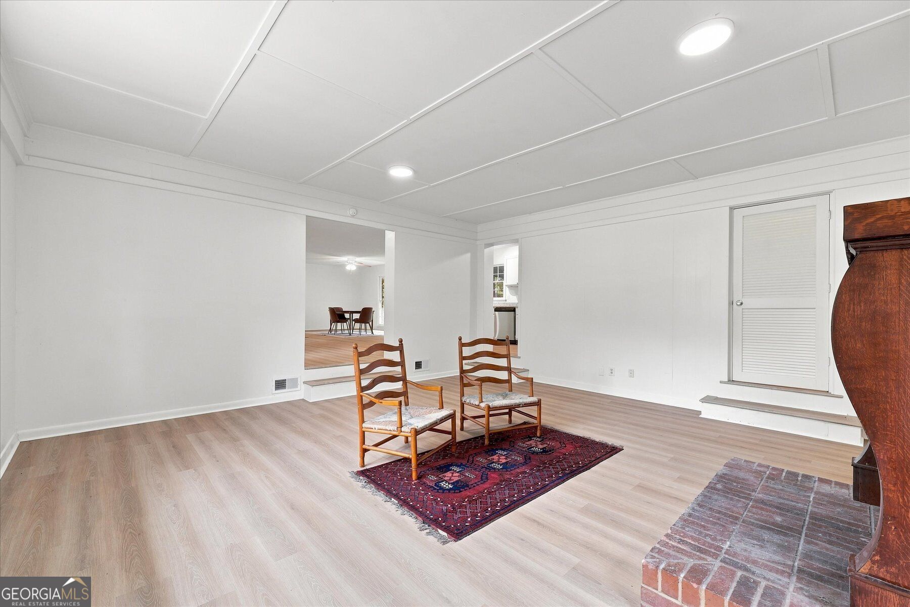 765 Glenn Carrie Road Property Photo 20