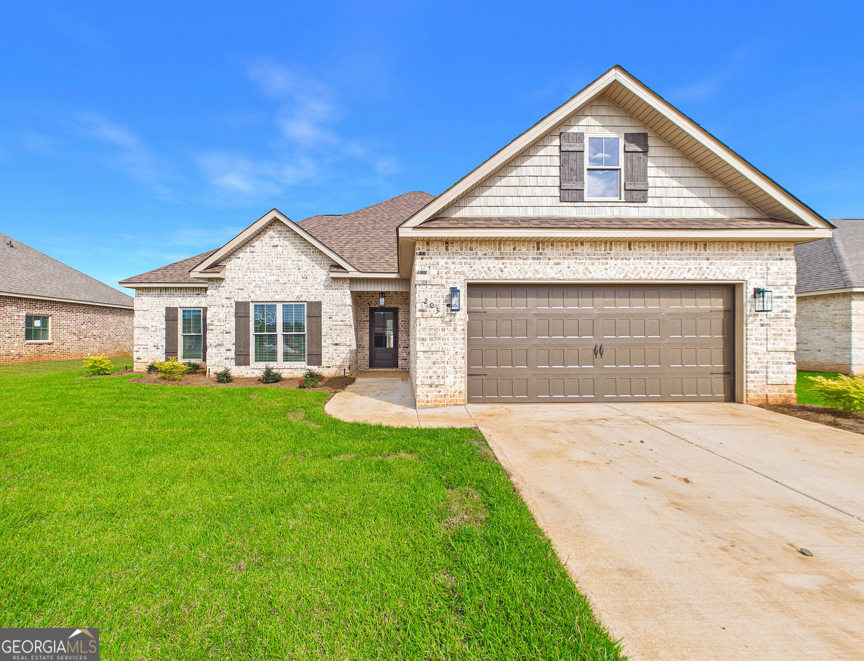 203 Woodwinds Court Property Photo 1
