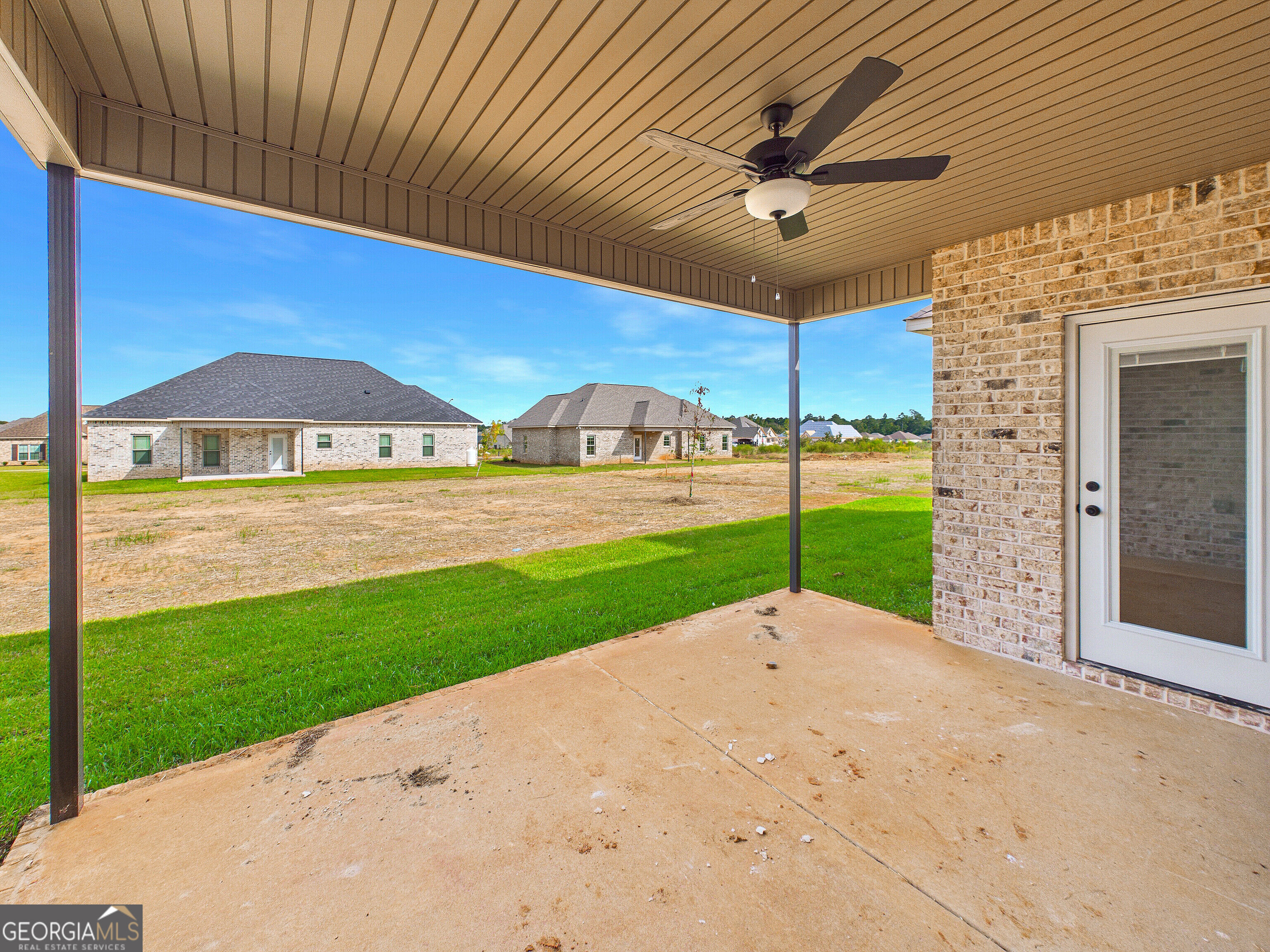203 Woodwinds Court Property Photo 9