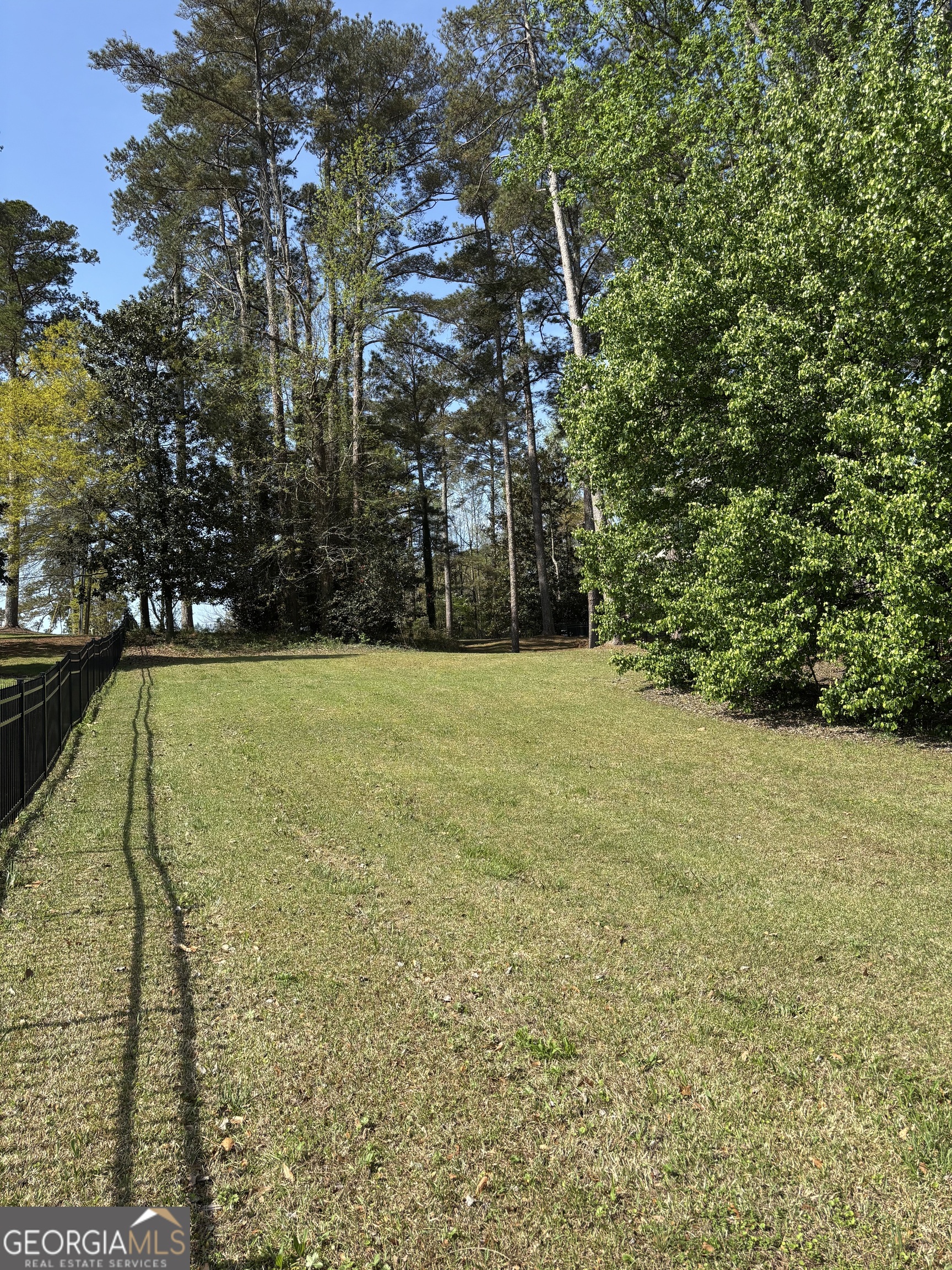 3024 Emerald Drive Property Photo 15