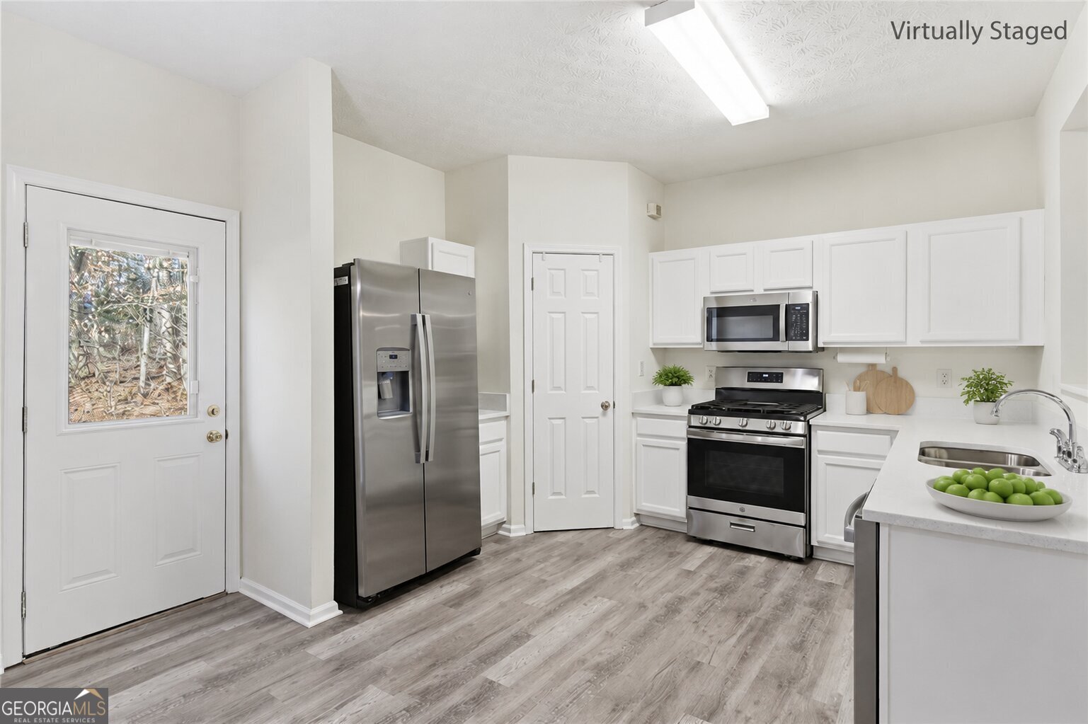 2913 Greyhawk Lane Property Photo 19