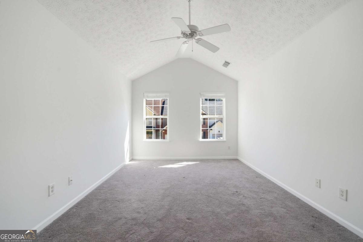 2913 Greyhawk Lane Property Photo 29