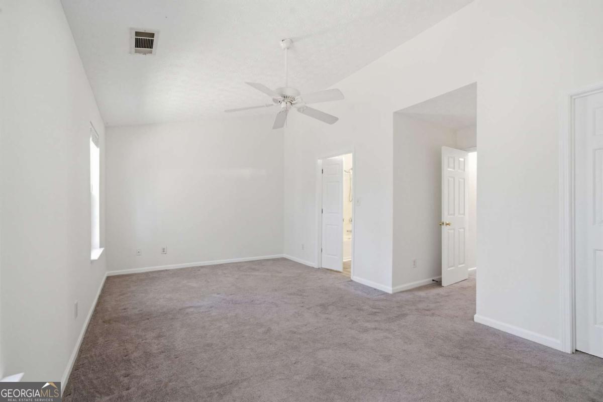 2913 Greyhawk Lane Property Photo 35