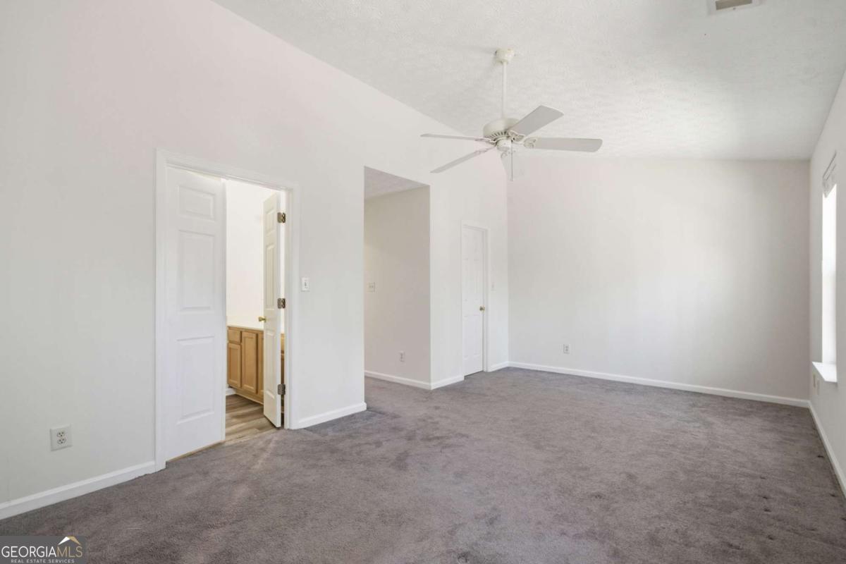 2913 Greyhawk Lane Property Photo 37