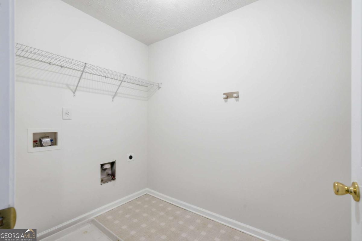 2913 Greyhawk Lane Property Photo 41