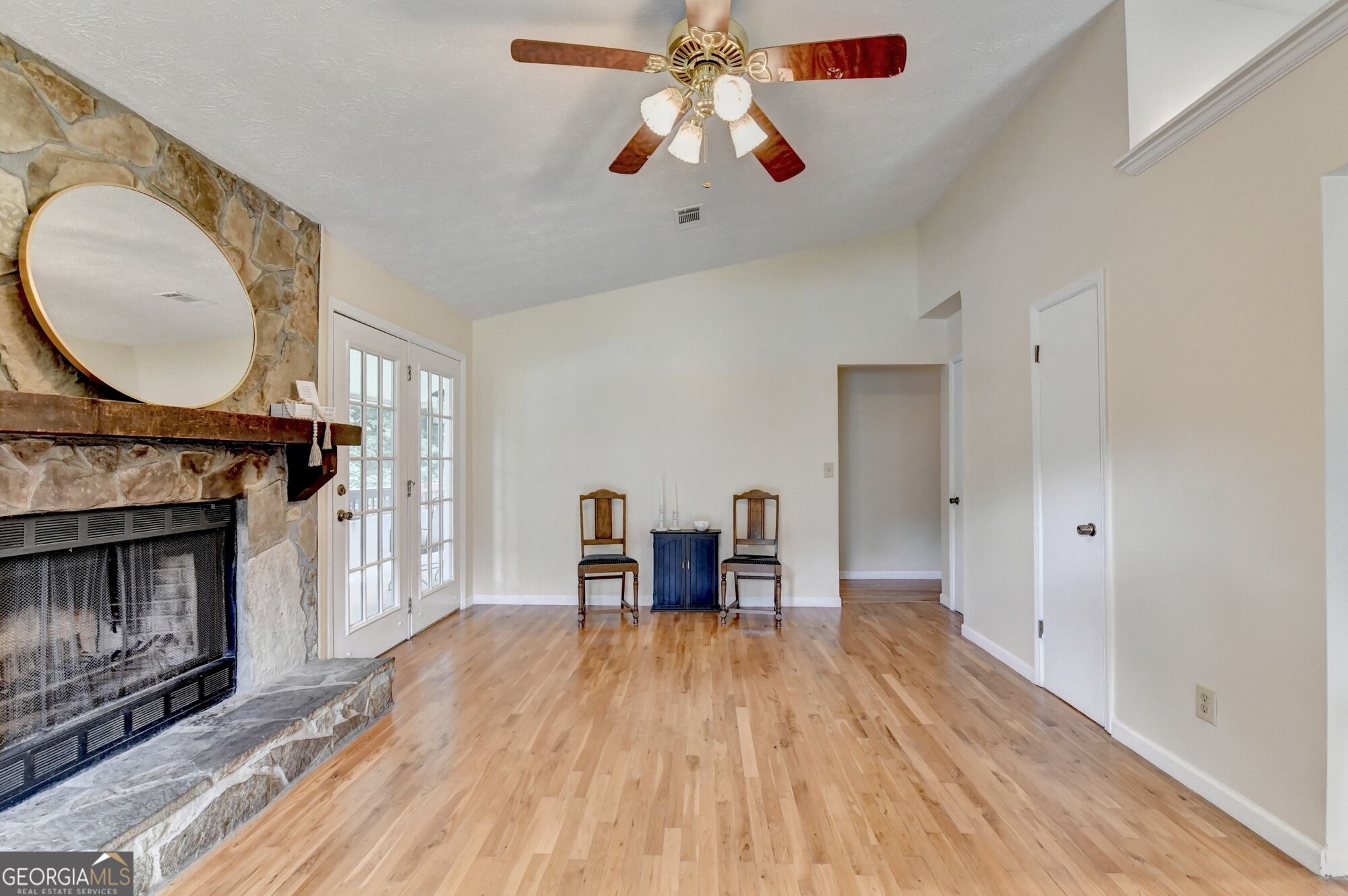 3366 Highland Pine Way Property Photo 6