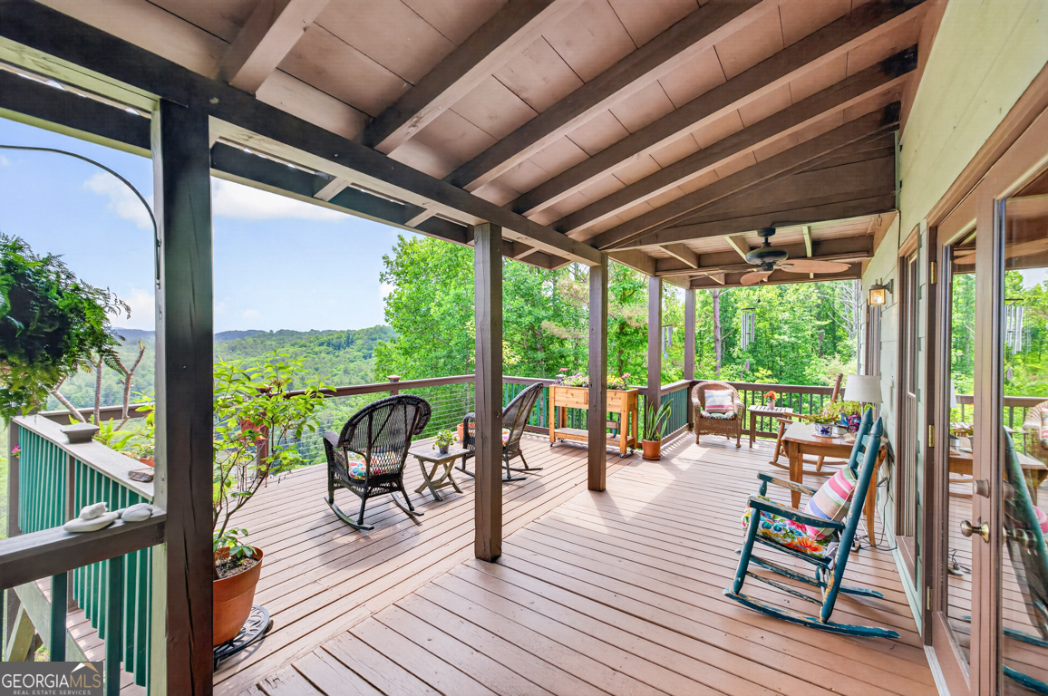 95 Scenic Way Property Photo 4