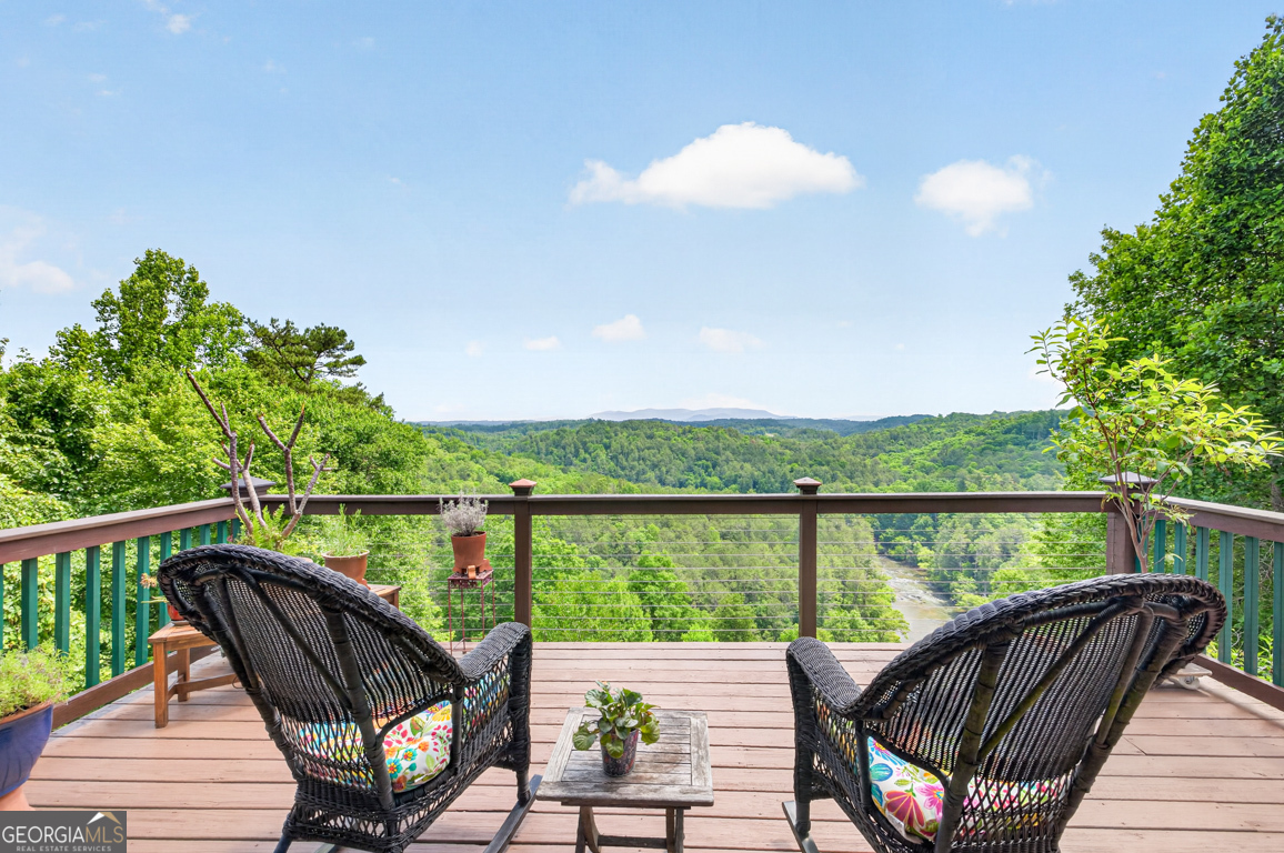 95 Scenic Way Property Photo 5