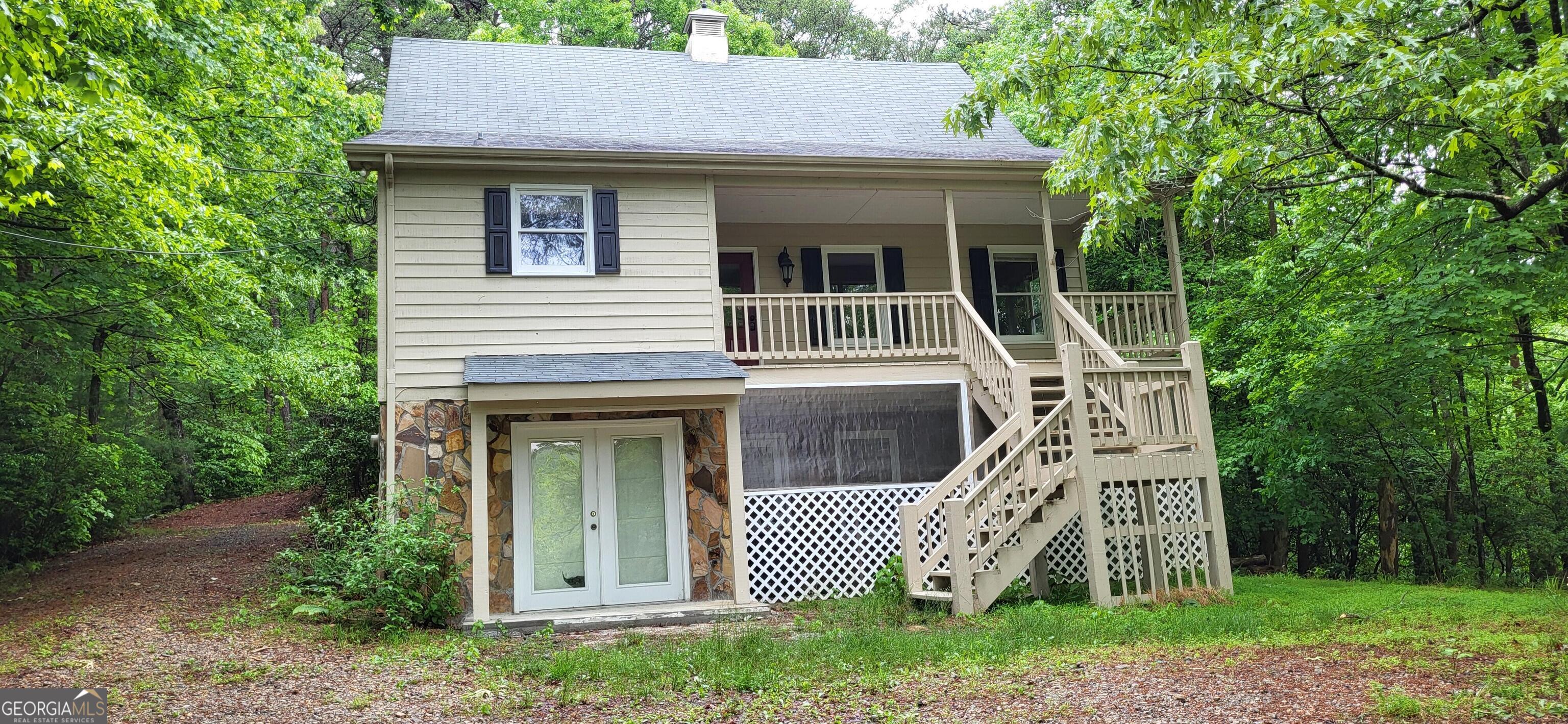 278 N Lake Drive Property Photo 1