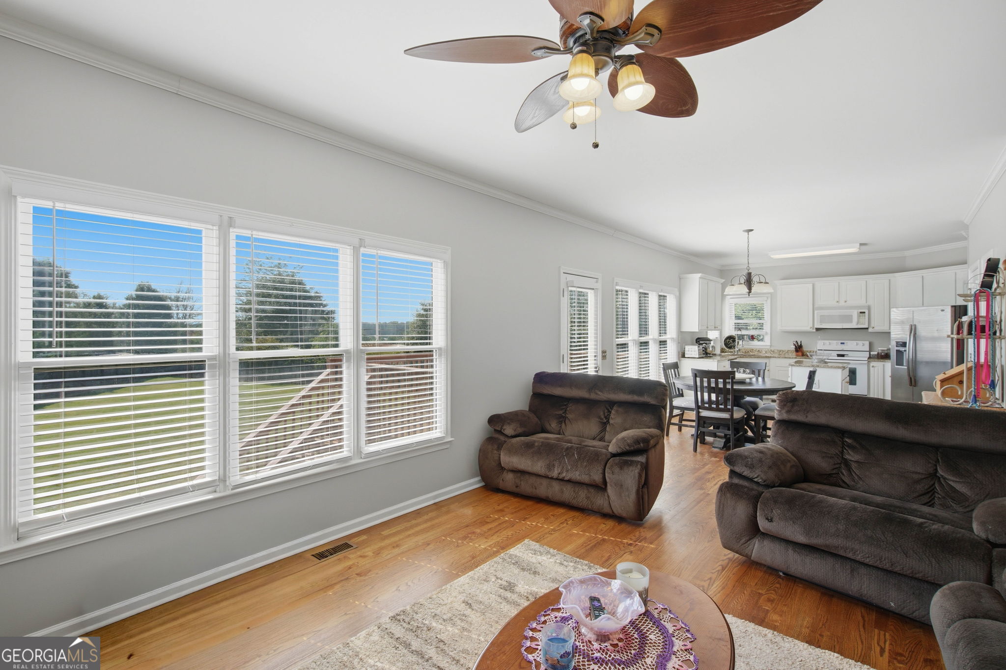 4350 Fairfax Drive Property Photo 15