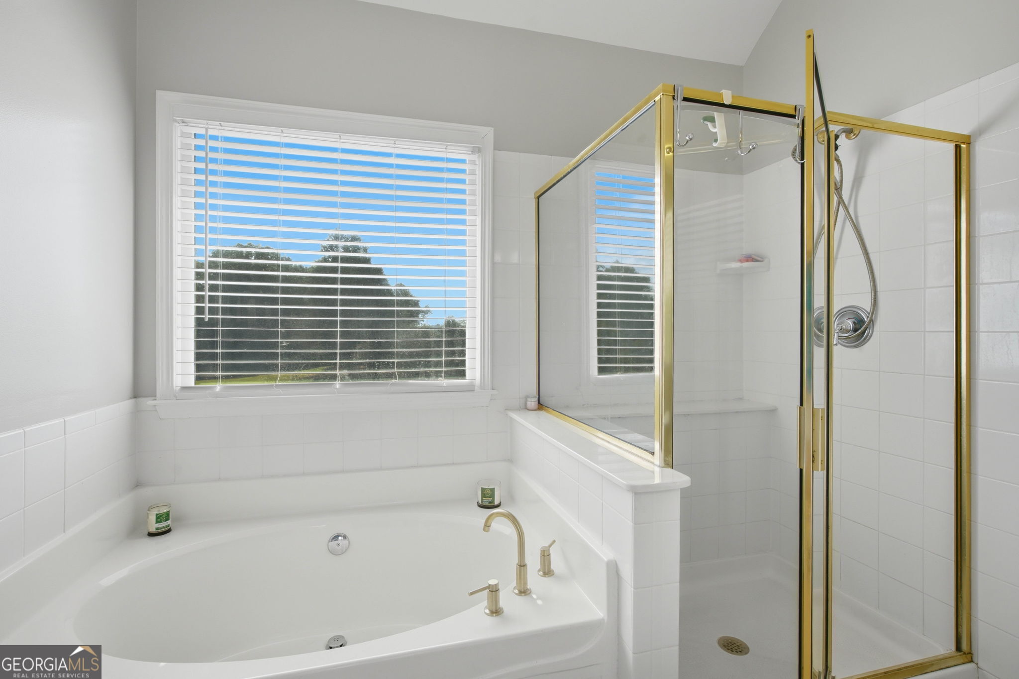 4350 Fairfax Drive Property Photo 26