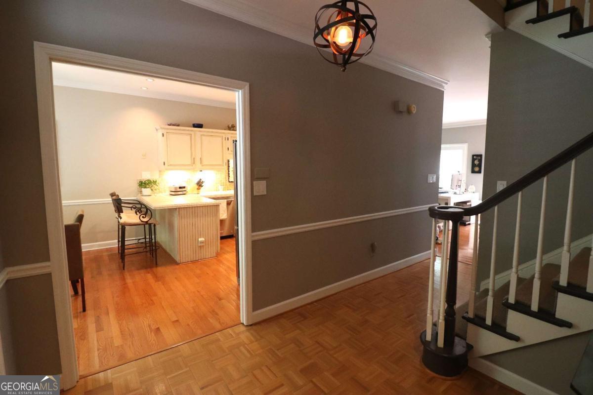 404 Bridle Path Property Photo 4