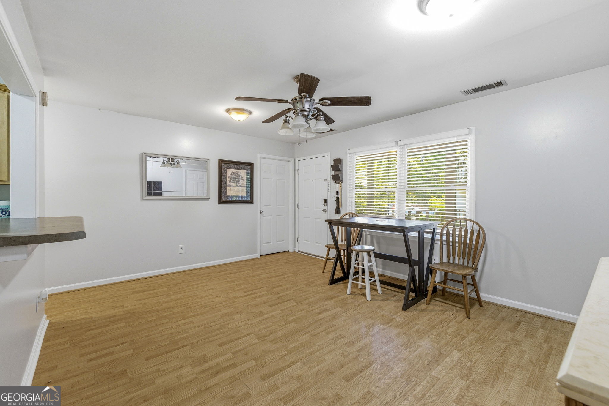 205 Pineview Drive # A Property Photo 8
