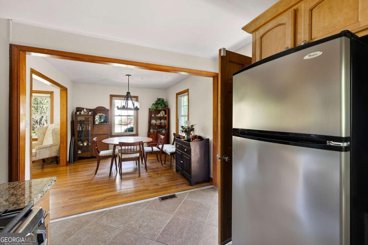 3366 Woodview Drive Se Property Photo 11