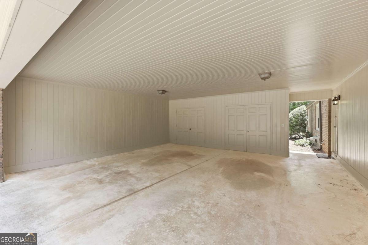 257 Club Drive Property Photo 20