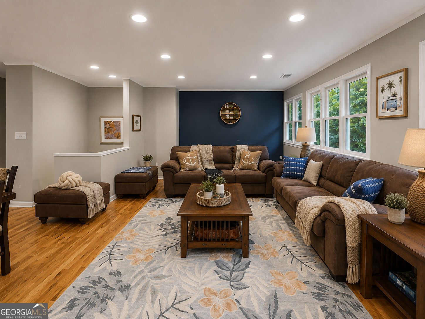 238 Shore Drive Property Photo 10