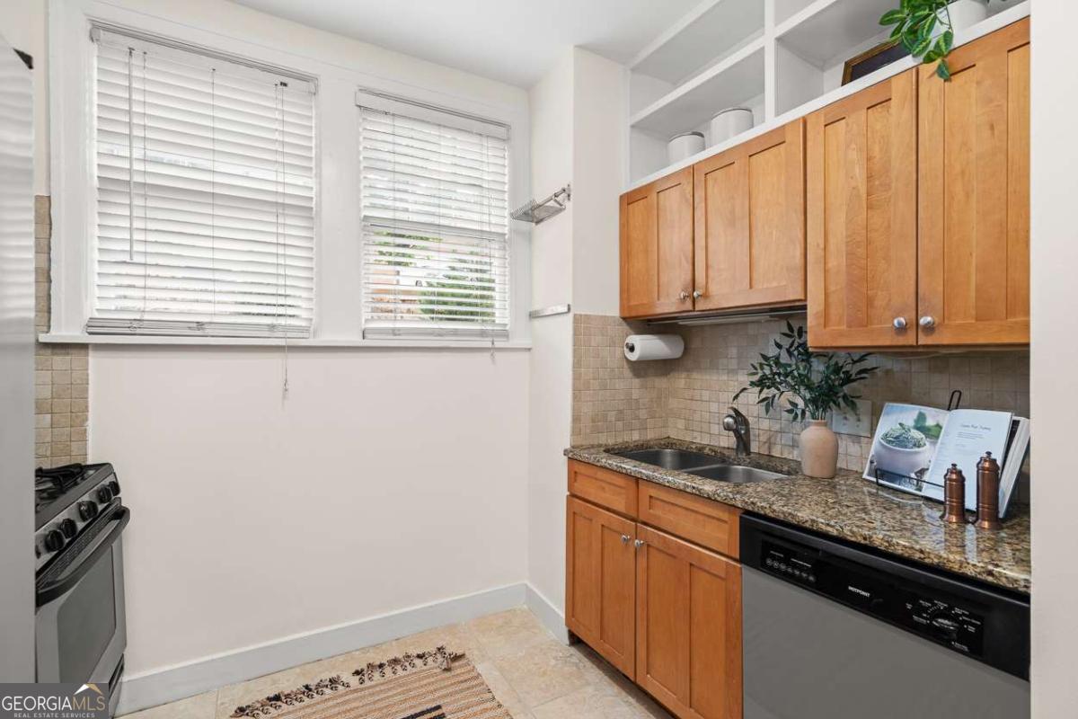 677 Somerset Terrace Ne # 5d Property Photo 28