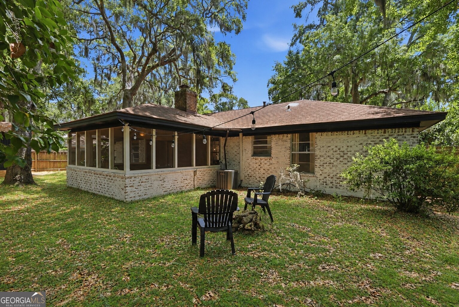 607 Leaning Oaks Drive Property Photo 21