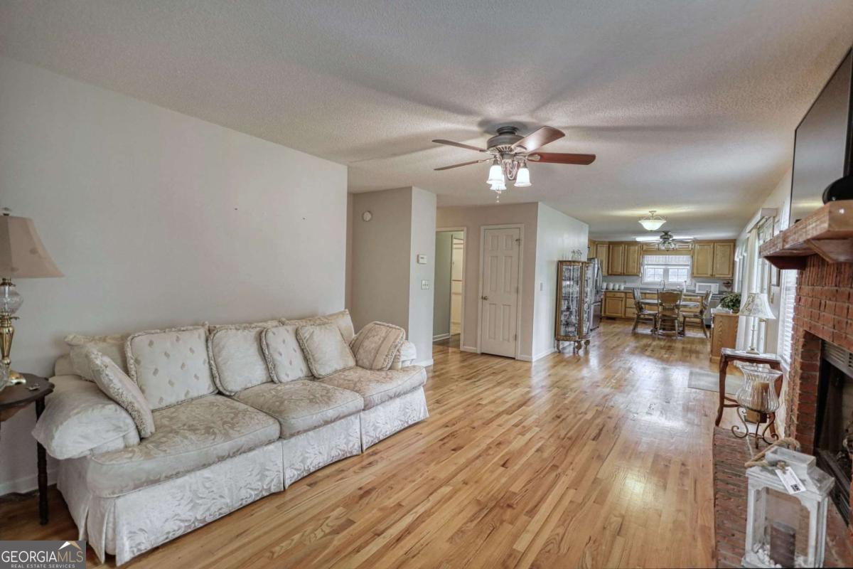 2643 Macedonia Road Property Photo 12