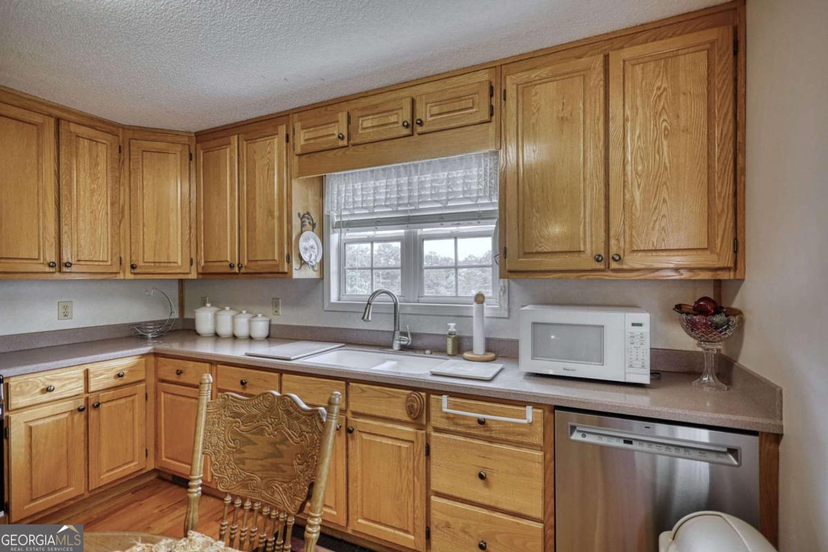 2643 Macedonia Road Property Photo 17
