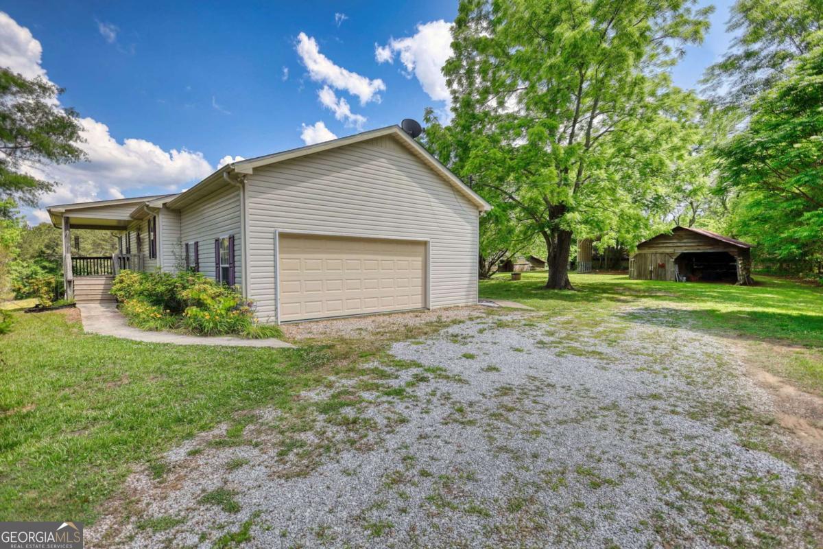 2643 Macedonia Road Property Photo 47