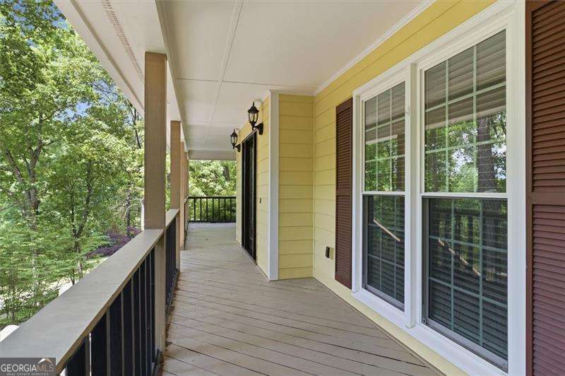 232 Nacoochee Drive Property Photo 2
