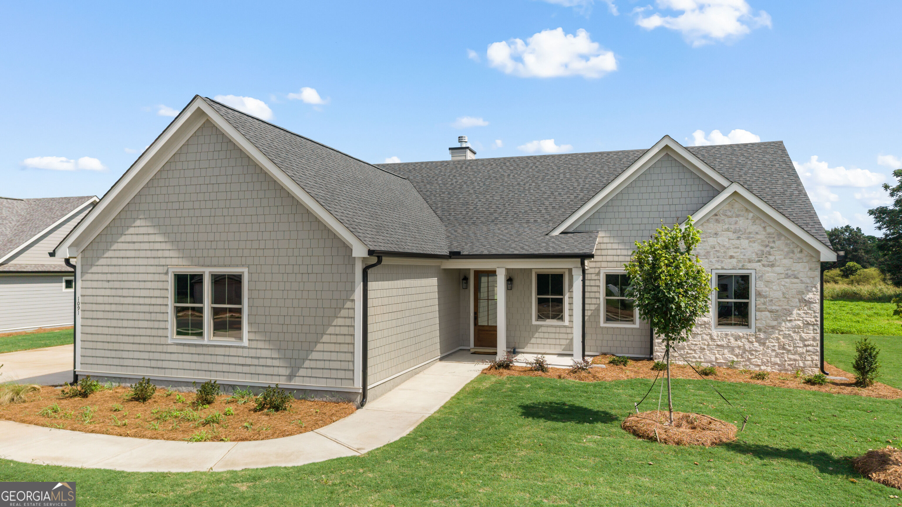 1091 Madison Hills Drive Property Photo 1