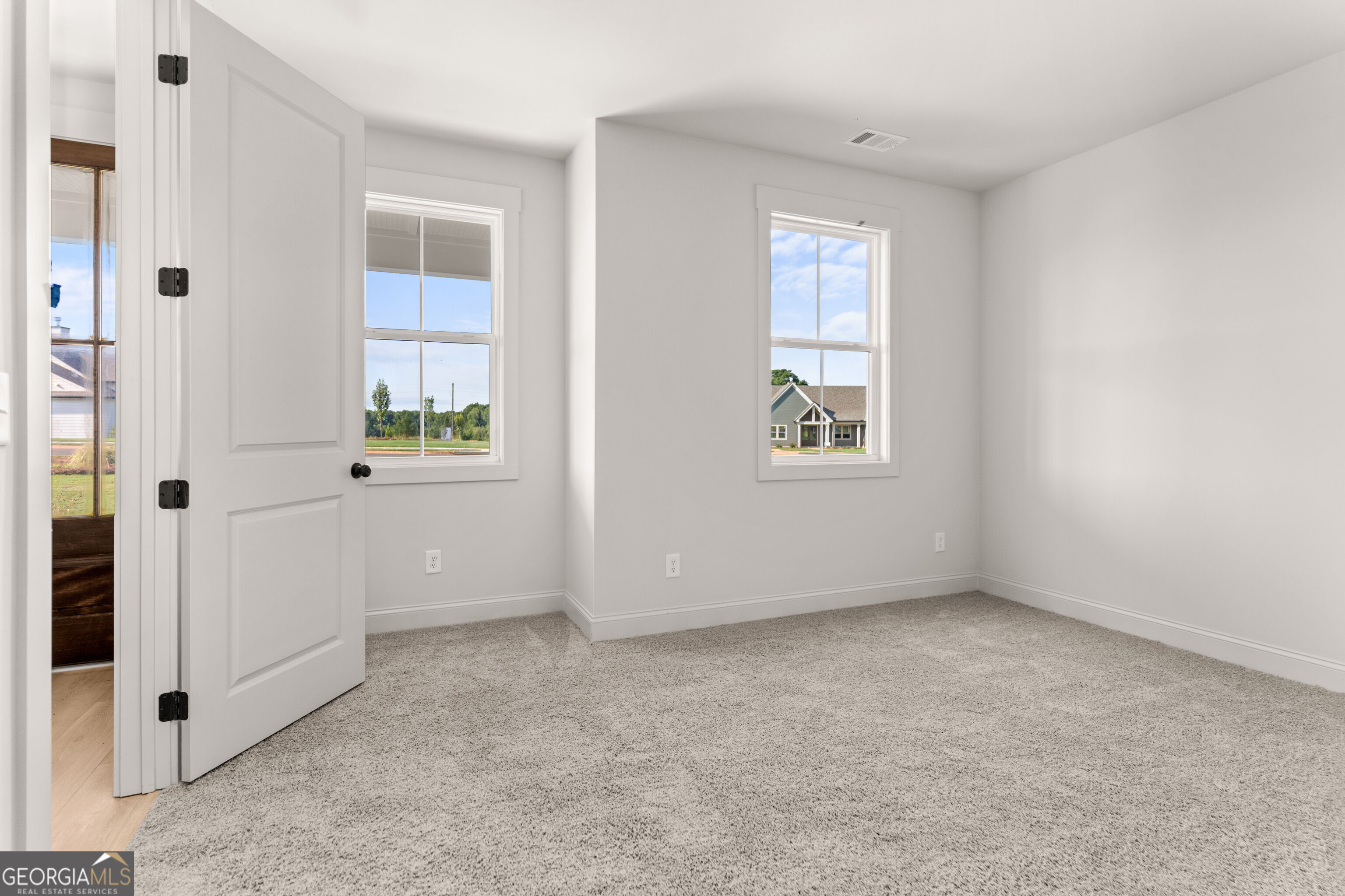 1111 Madison Hills Drive Property Photo 13