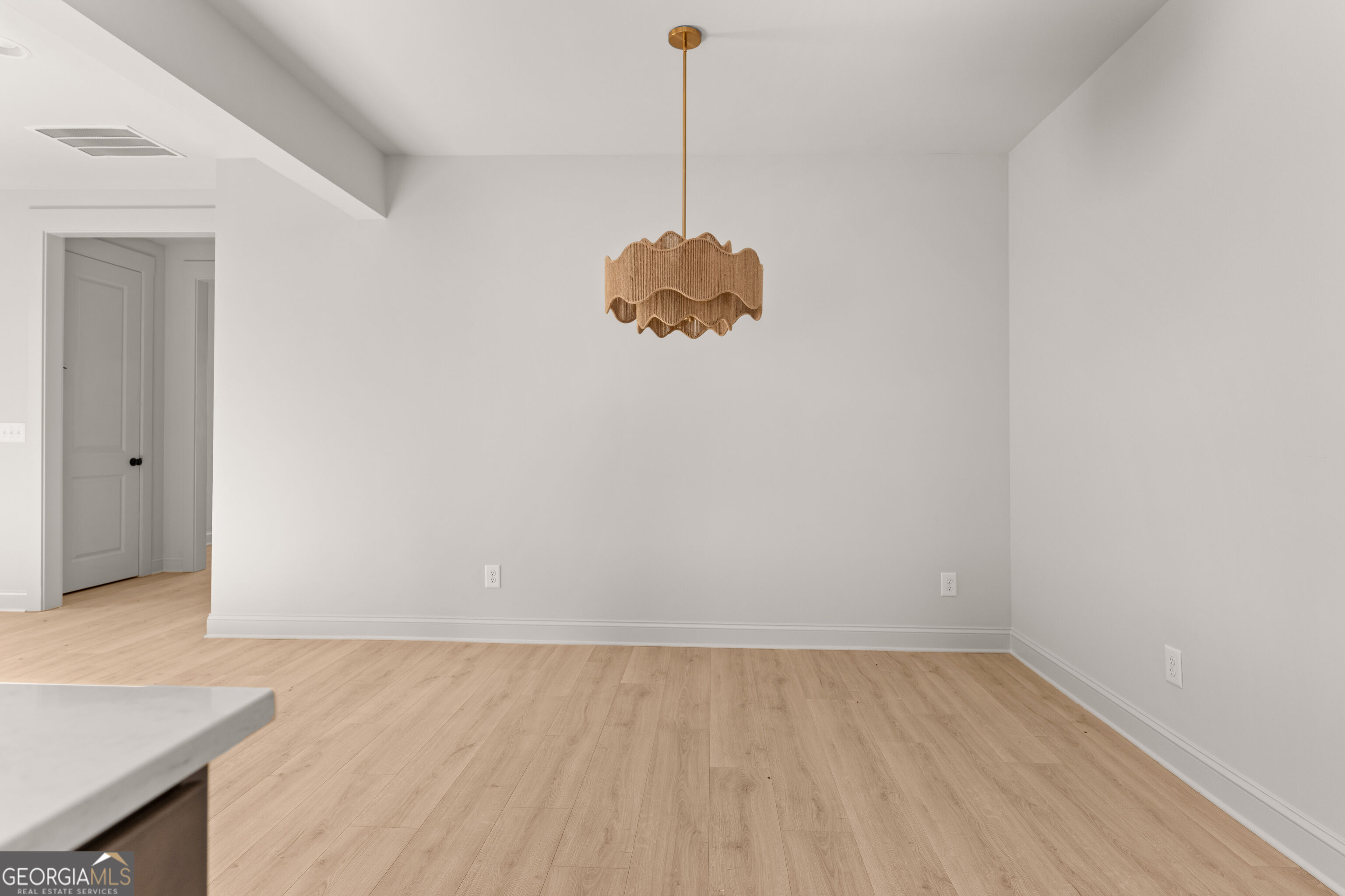 1111 Madison Hills Drive Property Photo 28