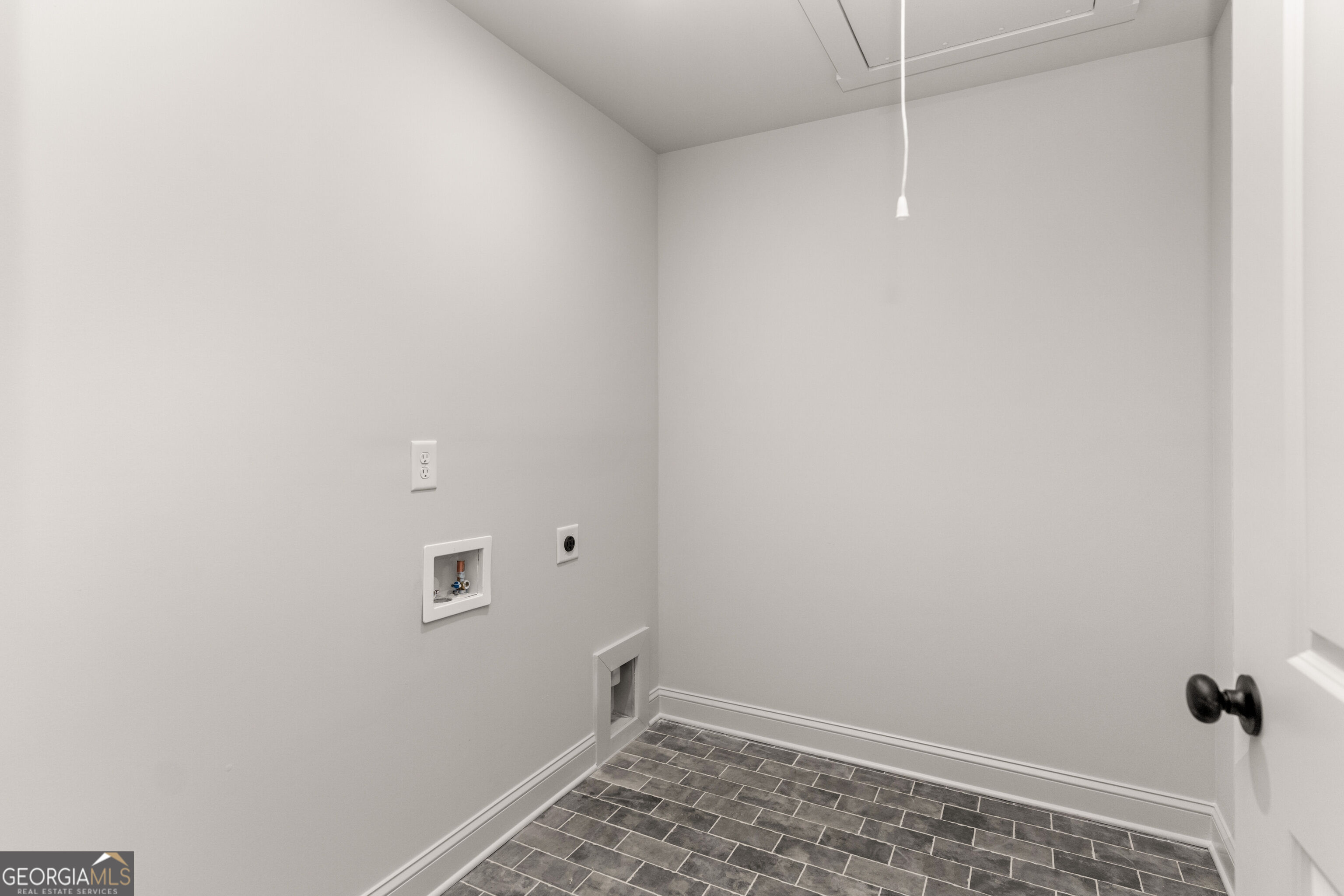 1111 Madison Hills Drive Property Photo 46