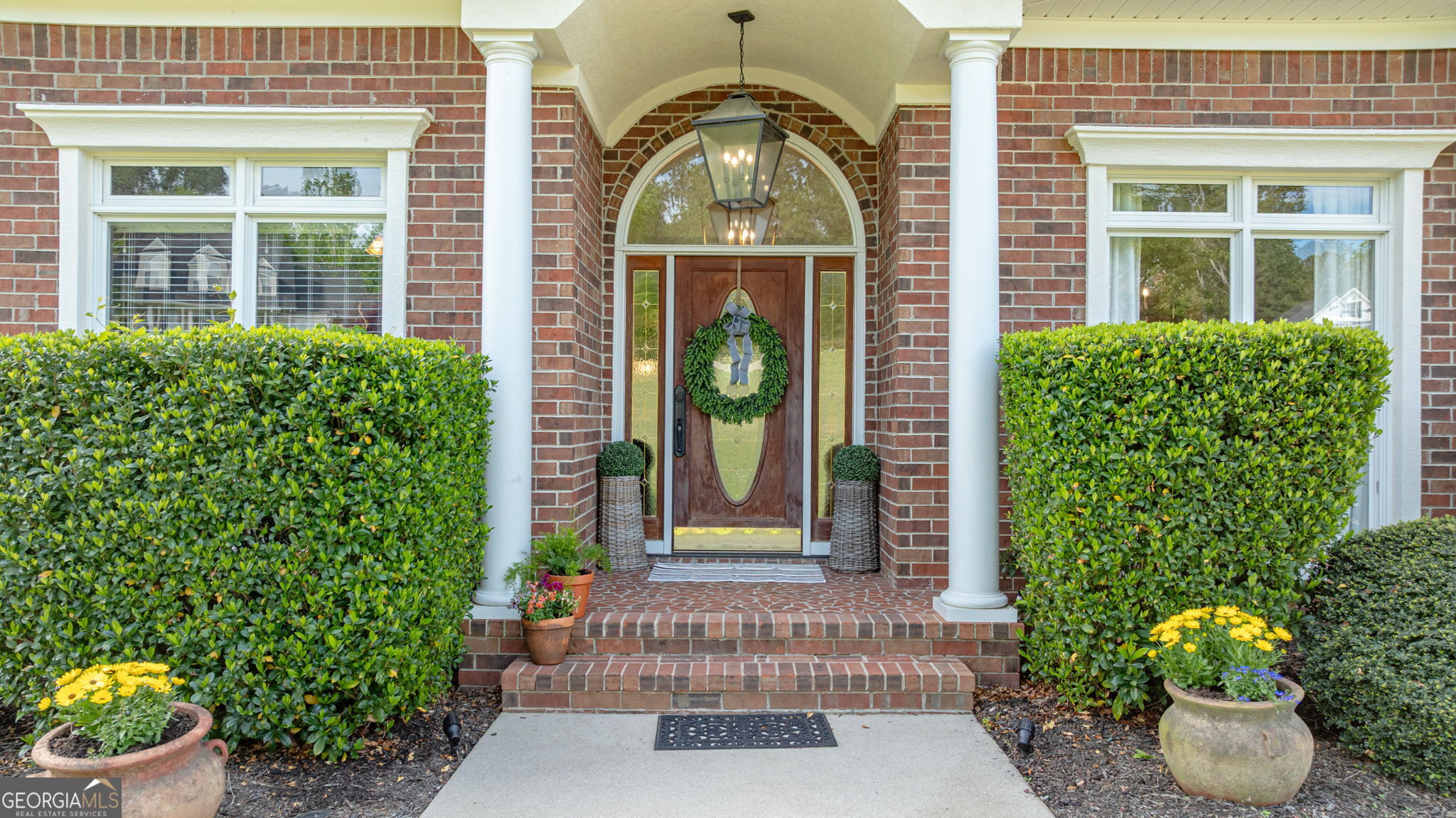 4160 Stonegate Drive Property Photo 4