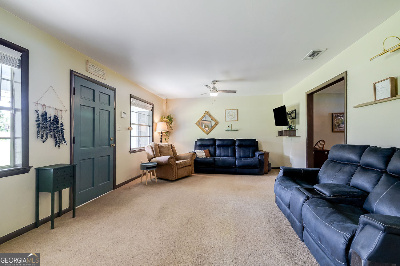 1325 Pine Barren Road Property Photo 6