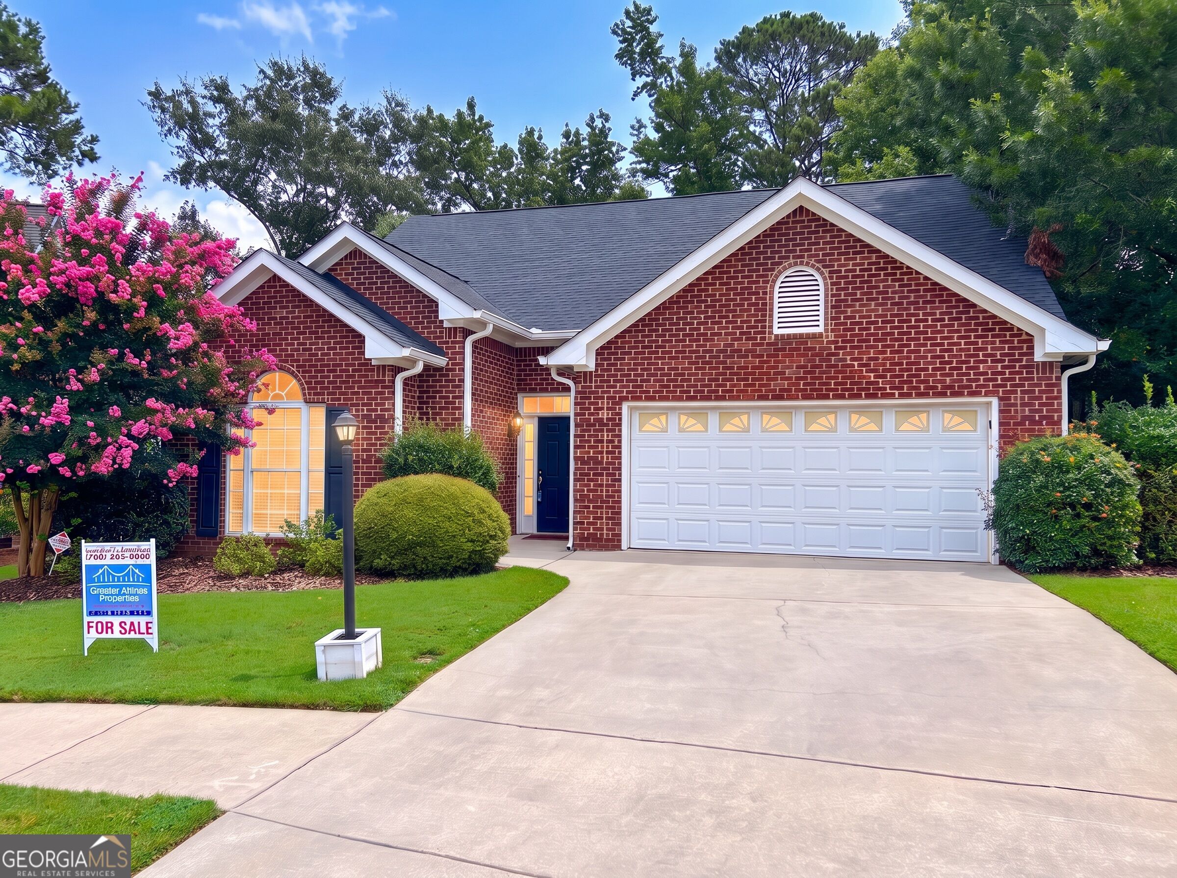 116 Huntington Shoals Drive Property Photo 3