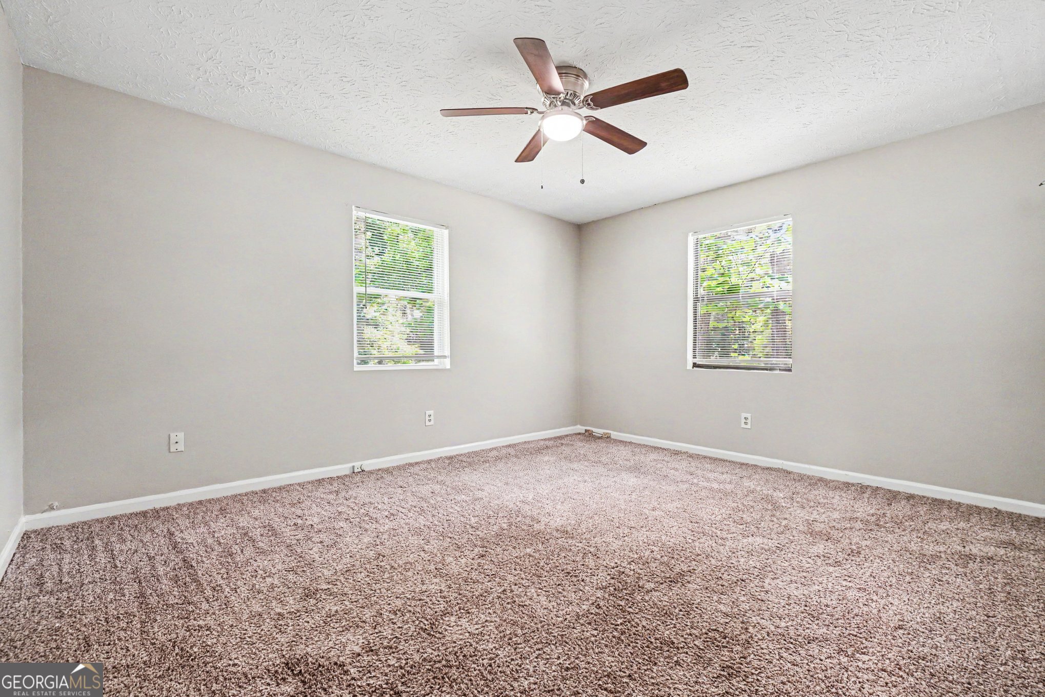3874 Paul Street Property Photo 8
