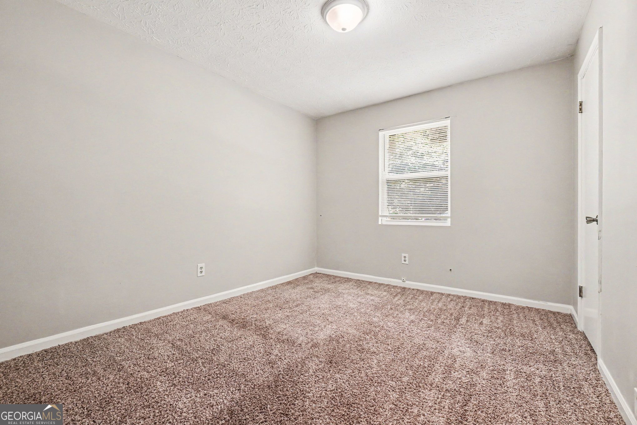 3874 Paul Street Property Photo 12