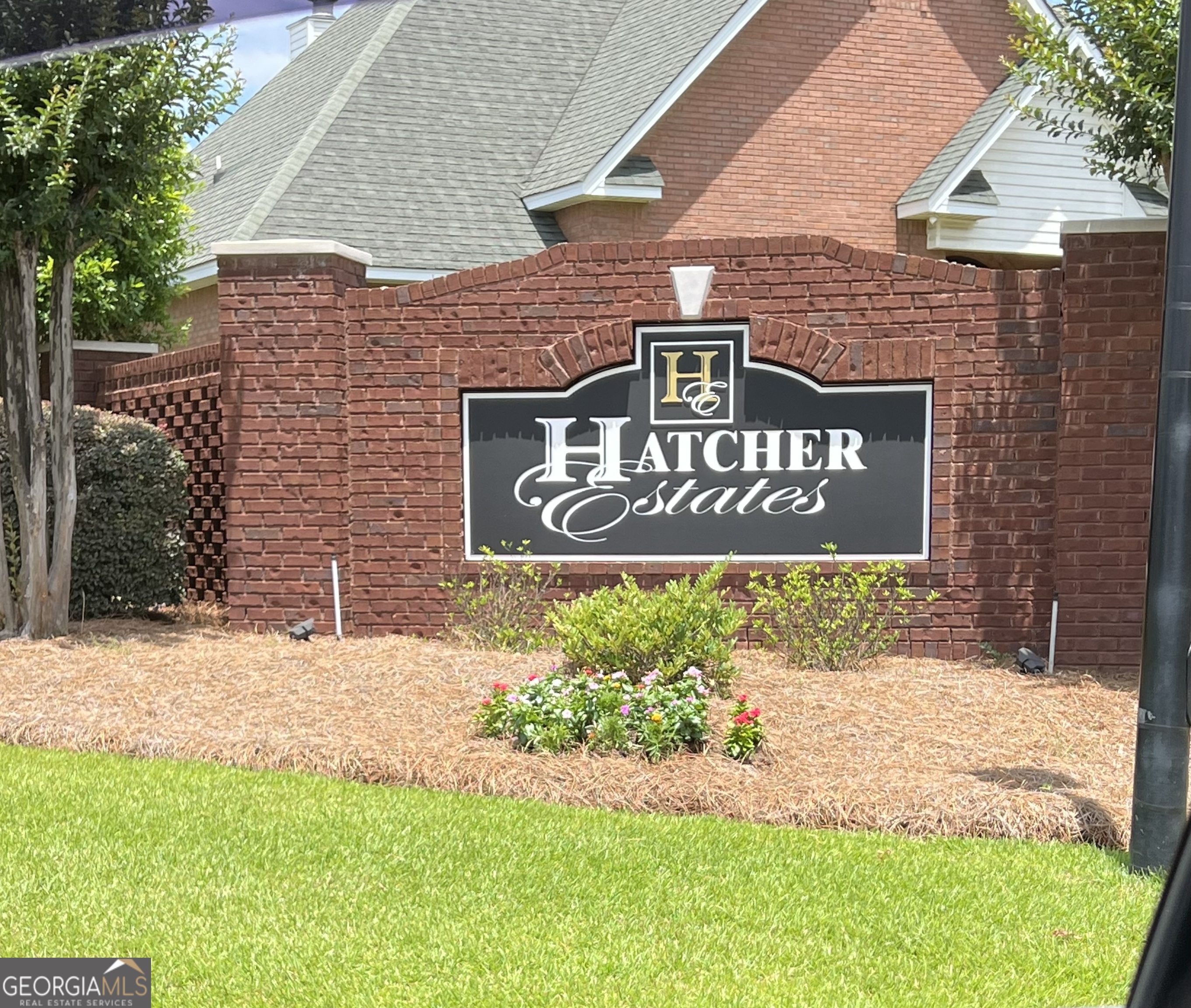 109 Erin Lee Court