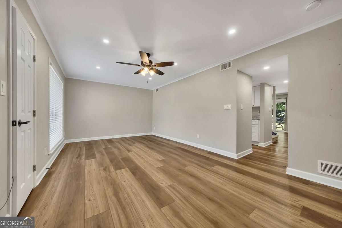 9 Fairway Drive Nw Property Photo 5