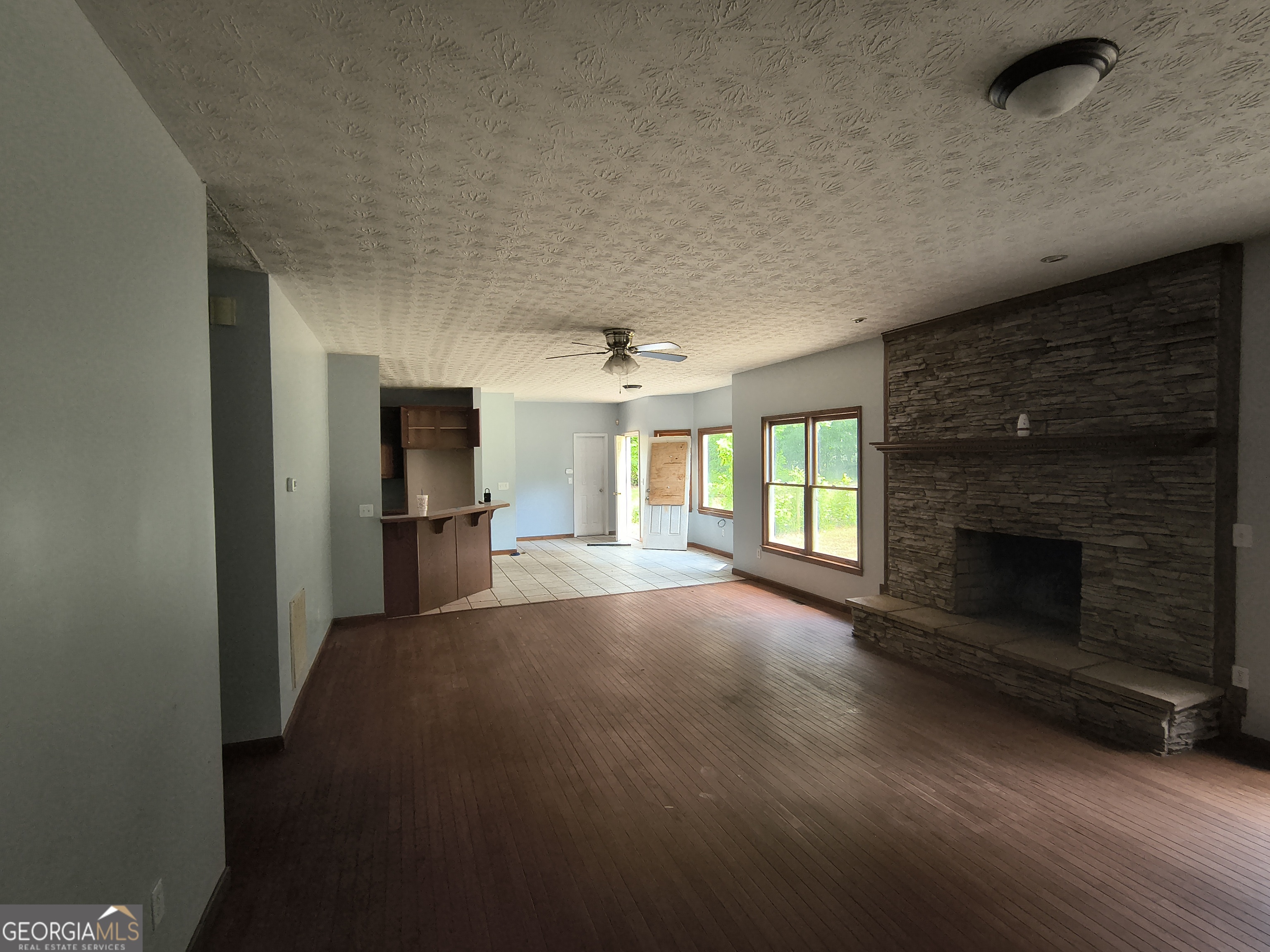 8350 Rock Eagle Road Property Photo 3