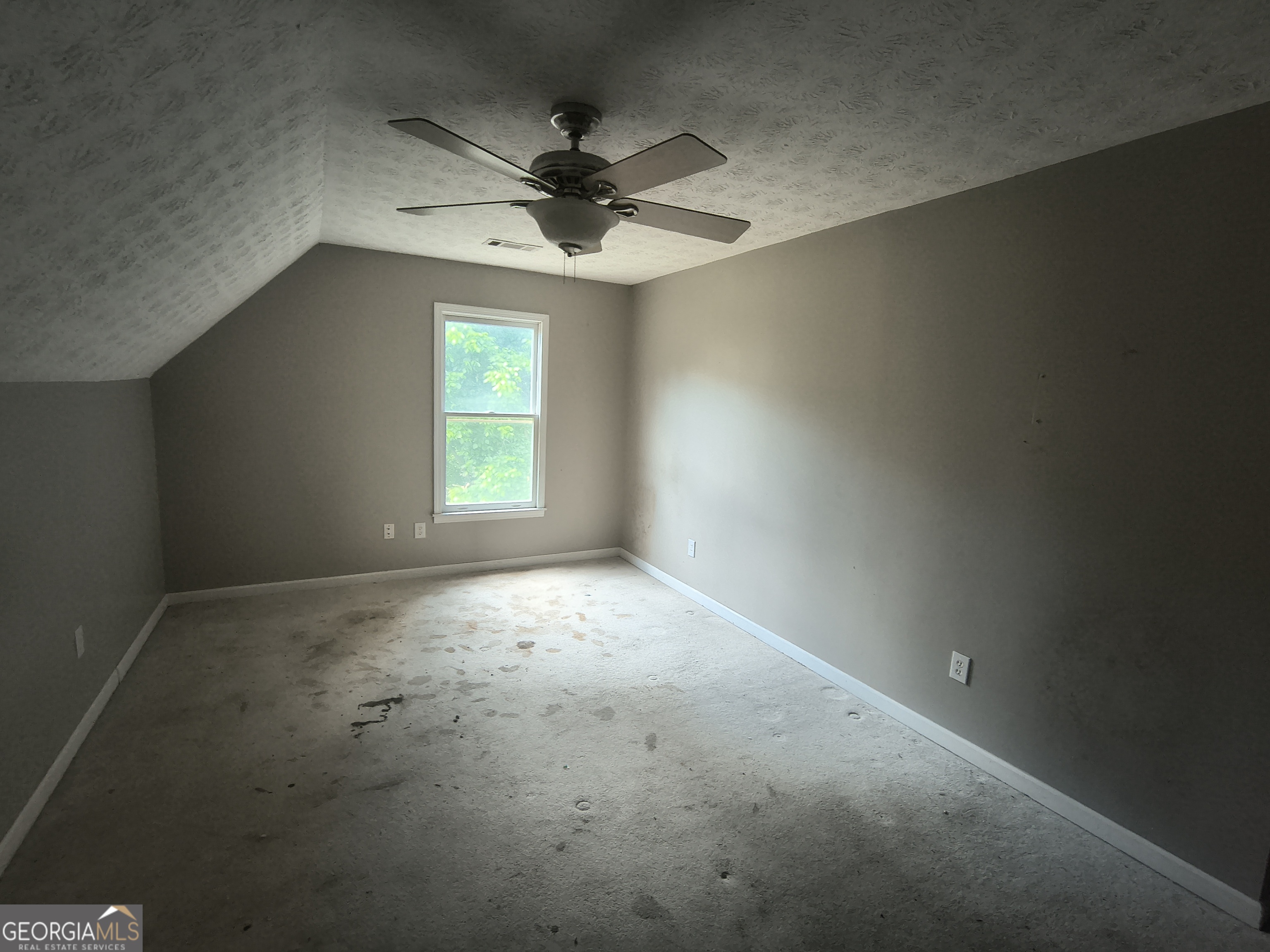 8350 Rock Eagle Road Property Photo 4